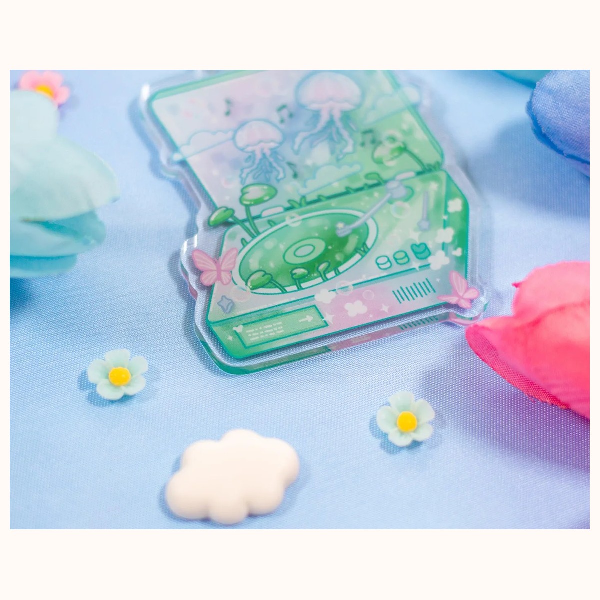 Record Player Keychain view 3